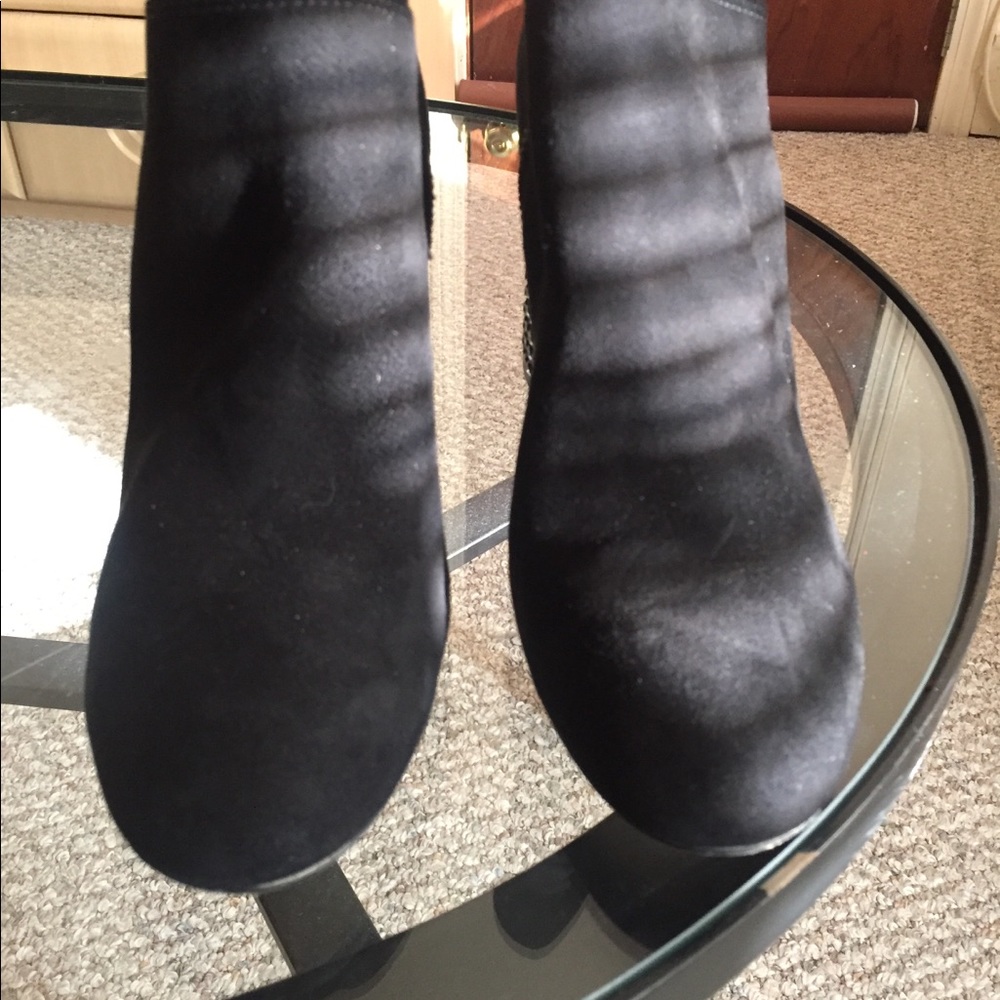 MICHAEL KORS Black Arabella Booties sz 10 - Picture 5 of 6